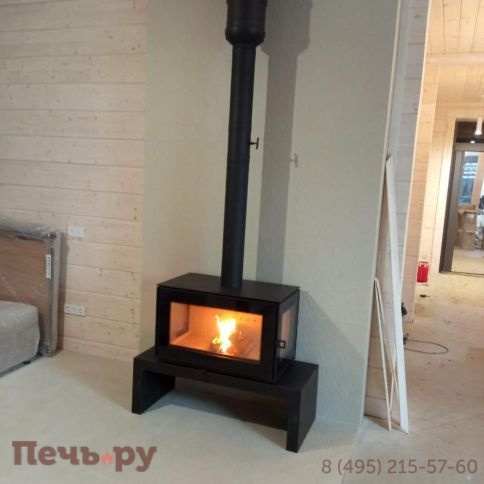 Печь камин Астов Куб 3С 800 на подиуме фото 8