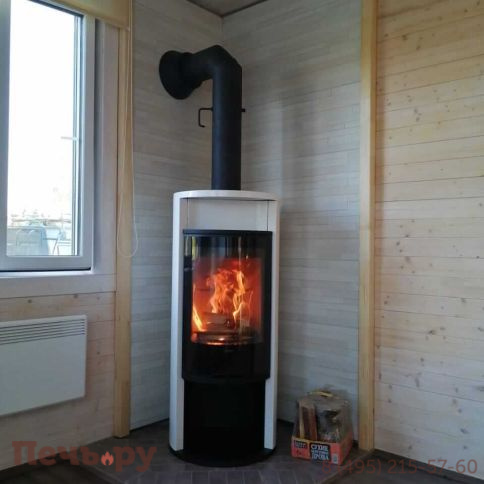 Печь камин Contura 610G Style белый, стеклянная дверца и теплая полка фото 3