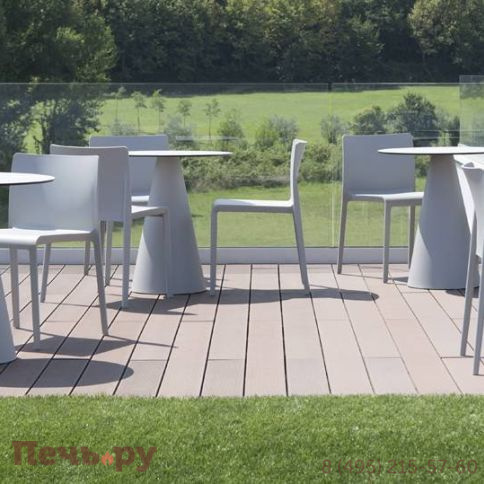 Стол пластиковый обеденный Pedrali Ikon фото 3