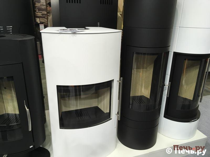 Скандеборг salon_kaminov_2017_29.jpg