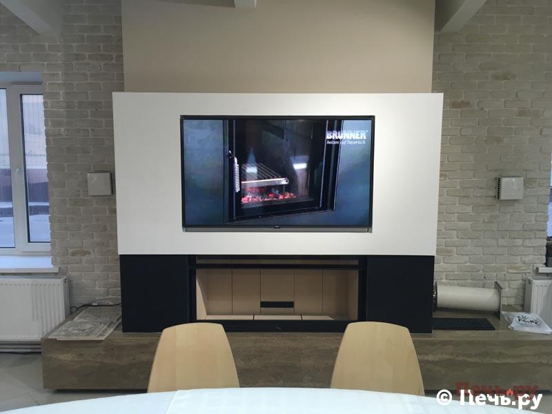 Brunner 1 salon_kaminov_2017_62.jpg